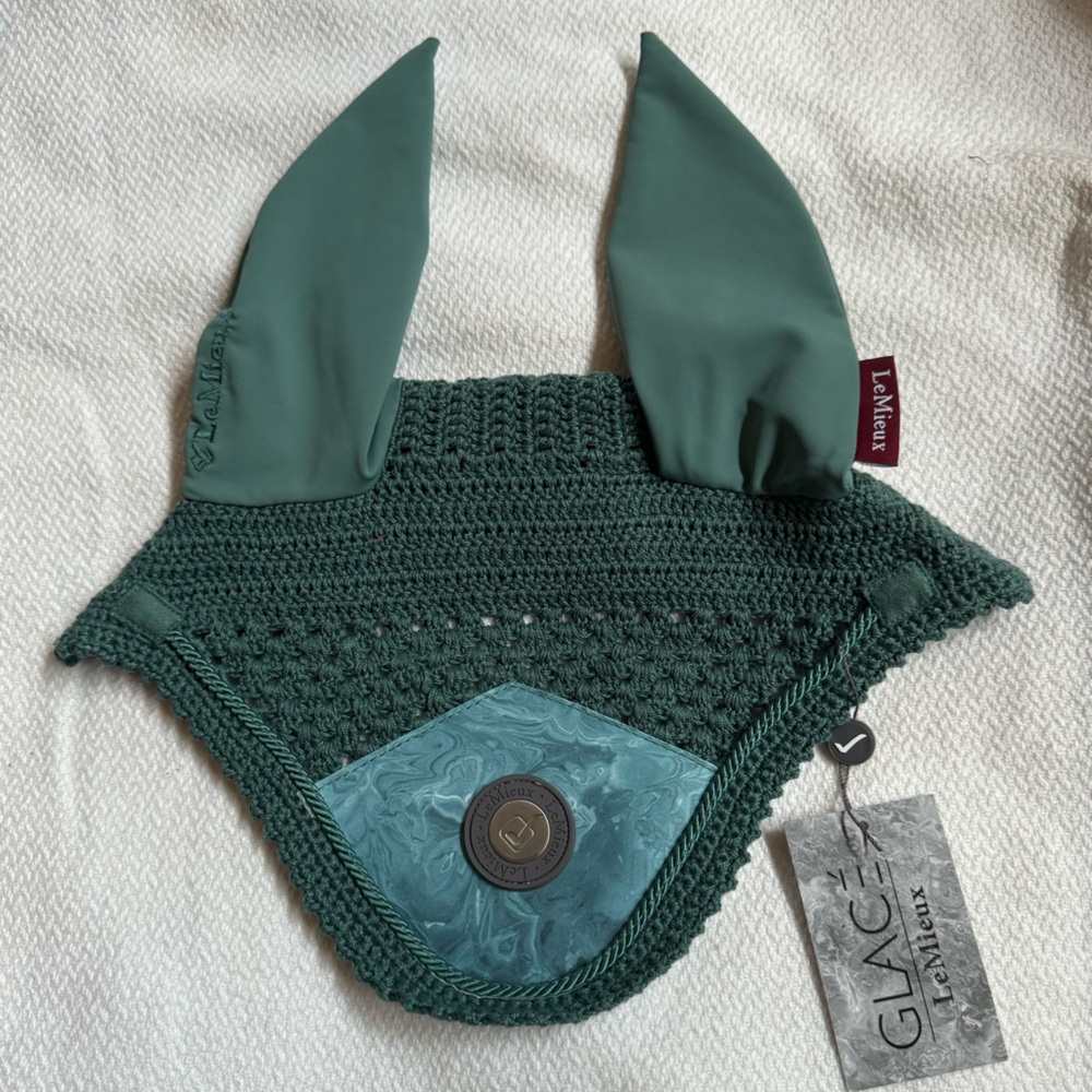 NWT Le Mieux Sage Glacé Fly Veil - XL (Warmblood/Over Sized)